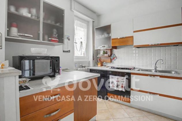 Appartamento di 100 m² con 4 locali e box auto in vendita a Luino - Foto 9