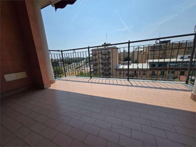 V001002 - MILANO Via Comasina 97 vendo TRILOCALE al piano alto con terrazzo - Foto 5