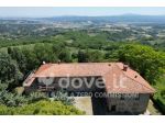 Rustico / Casale di 650 m² con più di 5 locali in vendita a Cetona