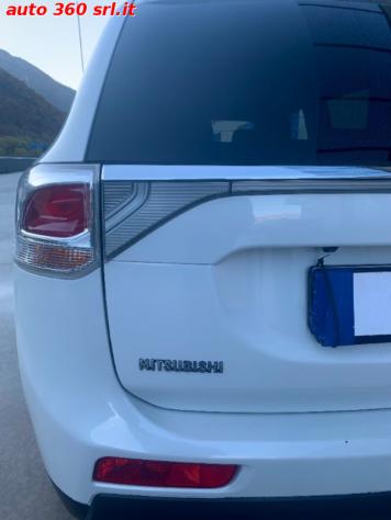 MITSUBISHI Outlander 2.2 DI-D 4WD AUT. 7p. DISTRIBUZIONE NUOVA rif. 23741004 - Foto 6