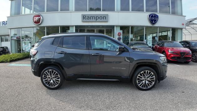 Jeep Compass E-Hybrid 1.5 Turbo MHEV T4 96kW Summit DDCT - Foto 8
