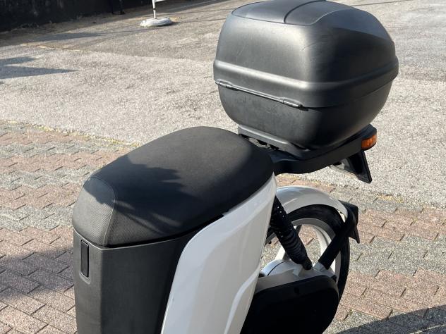 Askoll eS1 Doppia batteria scooter 50 elettrico - Foto 10