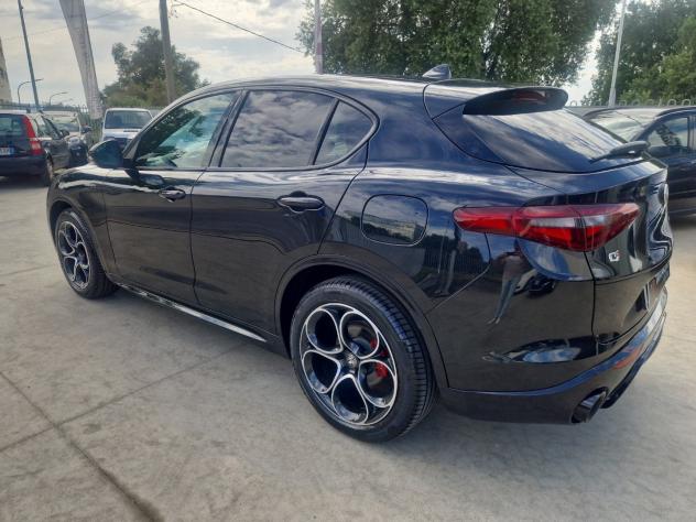 Alfa Romeo Stelvio 2.2 TD 210 CV Veloce AT8 Q4 - Foto 4