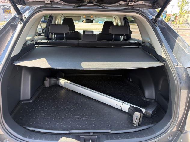 Toyota RAV4 2.5 HV 218cv E-CVT Dynamic 2WD - Foto 6
