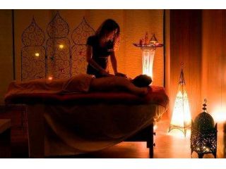 stacca dallo stress quotidiano....TANTRA MASSAGE
