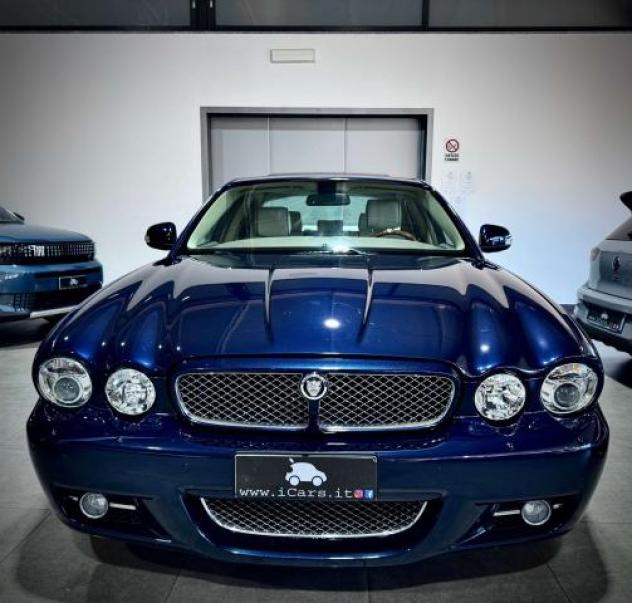 Jaguar XJ 2.7d V6 207CV Sovereign - Foto 4