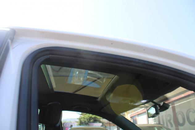 Volkswagen Tiguan 2.0 TDI 140 CV 4MOTION R-LINE - Foto 9