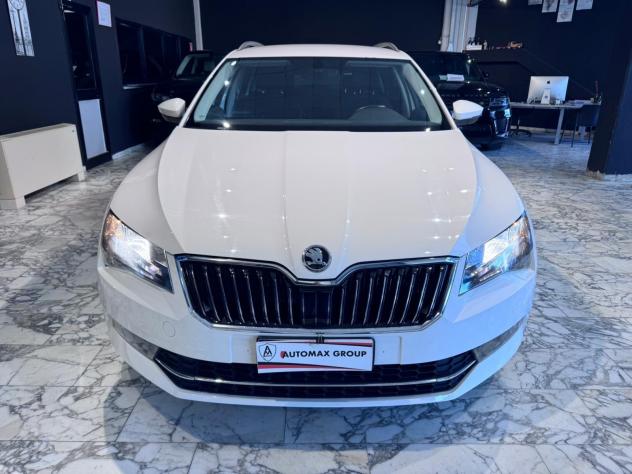 Skoda Superb 2.0 TDI 150 CV SCR DSG Wagon SportLine - Foto 9