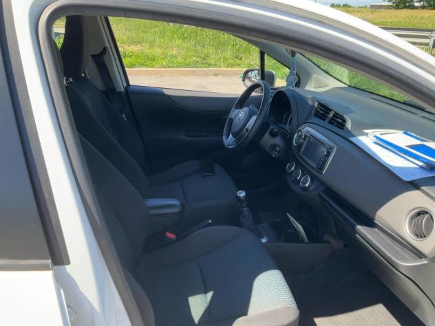 Toyota Yaris 5 Porte Yaris 5p 1.3 Active - Foto 10