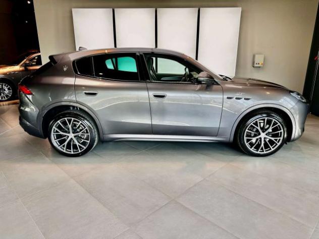 MASERATI Grecale 2.0 mhev GT 300cv, Sport Pack, C. 21", Tel 360° rif. 23916266 - Foto 4