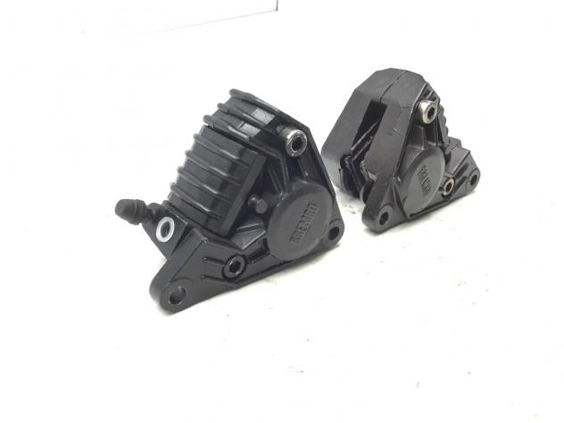 MOTO GUZZI V35 III 350 COPPIA PINZE FRENO ANTERIORI - INTERASSE: 94 MM 1985 1987 - Foto 3