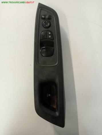 BLOCCO COMANDI ALZACRISTALLI PORTA ANT. SX 999-U1560630 Parti elettriche  Impianto elettrico  Interruttori  Inte NISSAN - MICRA - 2017