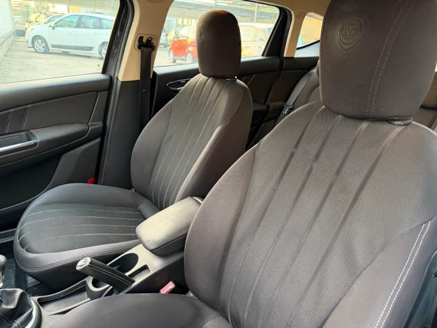 Lancia Delta 1.6 MJT DPF Argento - Foto 8