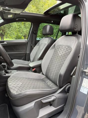 VOLKSWAGEN Tiguan 2.0 TDI 150 CV SCR DSG R-Line PANORAMA rif. 22823490 - Foto 6