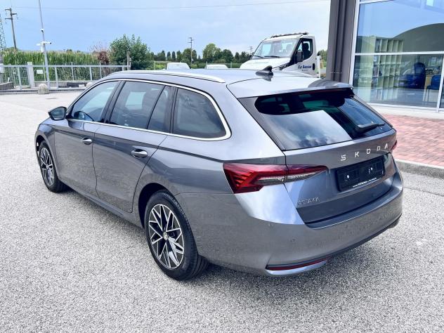 Škoda Octavia 2.0 TDI 150 CV DSG Wagon Executive - Foto 4