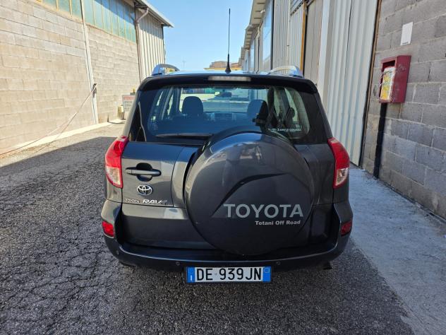 Toyota RAV 4 RAV4 2.2 D-4D 136 CV Luxury - Foto 5