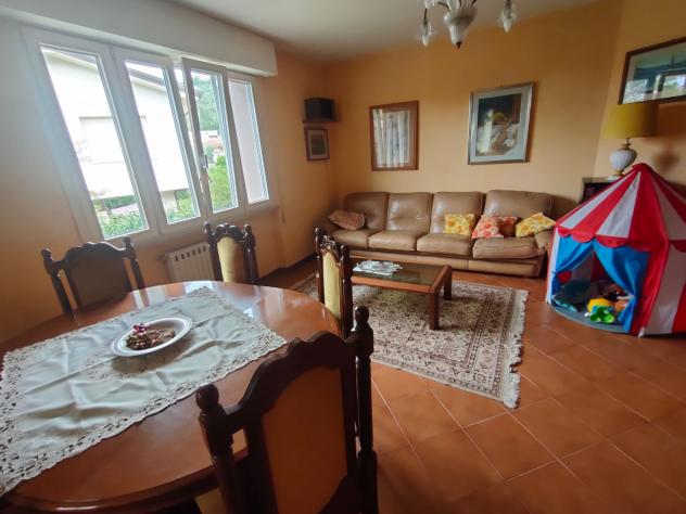 VILLA di 8 vani e di 300 mq (MASSAROSA) rif. 647 - Foto 3