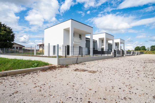 Villa a schiera in vendita a Santa Giustina in Colle