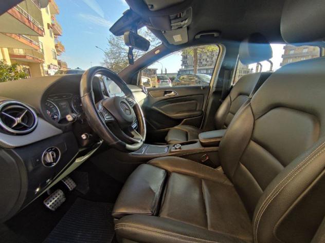 Mercedes-Benz Classe B B 180 d Automatic Sport - Foto 10
