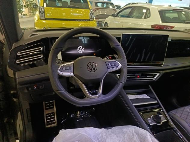 Volkswagen Tiguan Tiguan 1.5 eTSI 150 CV ACT DSG R-Line - Foto 7