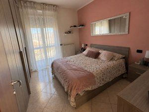 Trilocale Brembate 75mq con cantina e due balconi - Foto 2