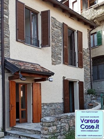 Bel bilocale ARREDATO in AFFITTO a CUASSO AL MONTE - Foto 3