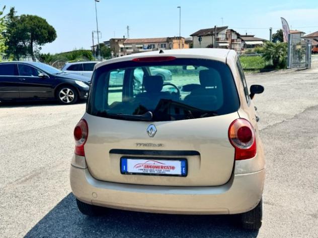RENAULT Modus 1.2 16V Confort Privilège rif. 23790076 - Foto 4