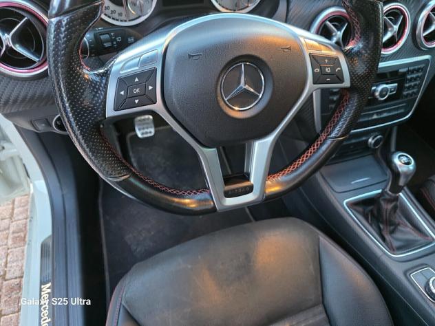 Mercedes A 200d AMG tetto apribile valutiamo usato /scambio - Foto 9
