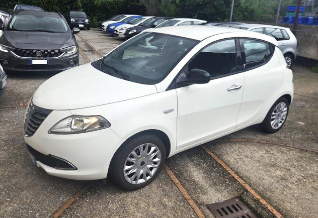Lancia Ypsilon 1.2 TAGLIANDATA GARANZIA 12 MESI - Foto 3