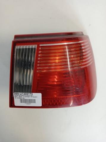 FANALE POST.D.(parte est.) 999-U1306170 Parti elettriche  Fanaleria  Fanali  Fanale post. dx. SEAT - CORDOBA - 01-09-1999 - 01-12-2002, SEAT - IBIZA -