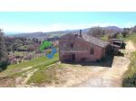 Montepulciano in posizione dominante suggestivo casale da ristrutturare a p &hellip;