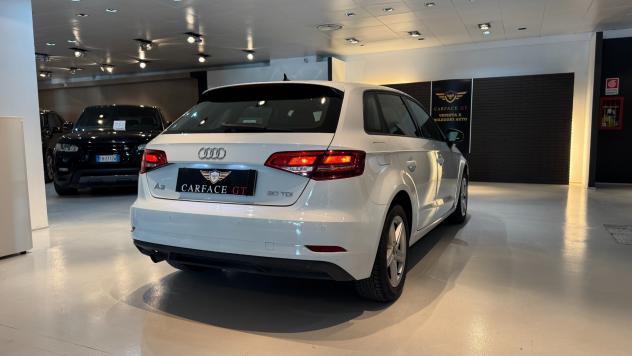 AUDI A3 SPB 1.6 DIESEL 116CV ADMIRED- 2018 - Foto 4