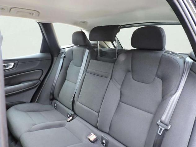 VOLVO XC60 B4 (d) AWD Geartronic Momentum Pro rif. 23158552 - Foto 9