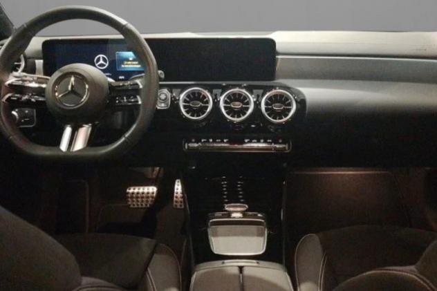 MERCEDES-BENZ CLA 200 d Automatic Shooting Brake AMG Line Premium rif. 24049584 - Foto 6