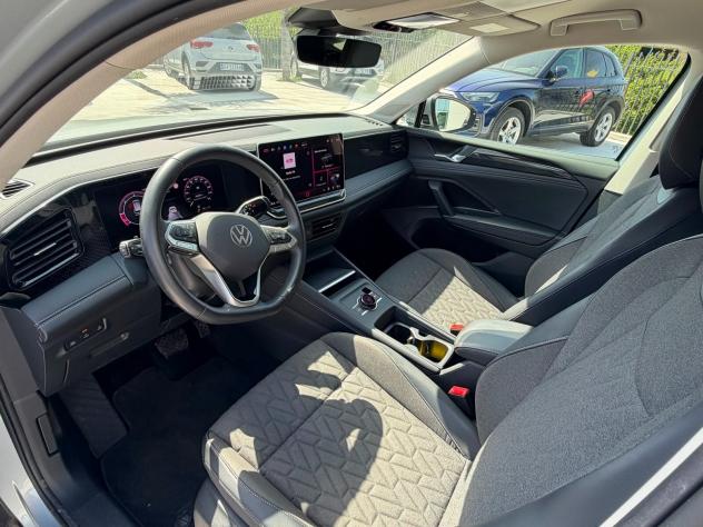 Volkswagen Tiguan 2.0 TDI 150 CV DSG Edition Plus - Foto 7