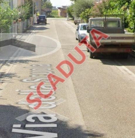 Immobile in asta di 151 m², box auto in vendita a Lugo