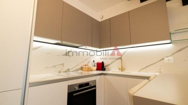 Stupendo Trilocale con Terrazzo in Parquet – Zona Stazione/Centro - Foto 5