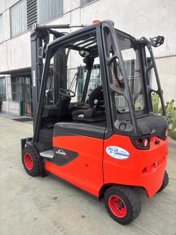Carrello elevatore usato Linde E30 HL-01-600 - Foto 2