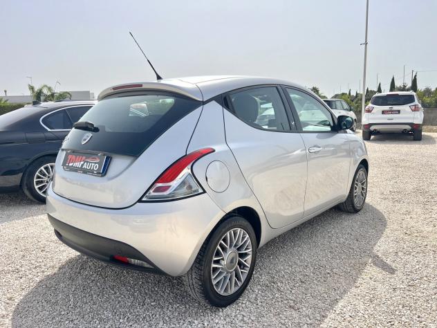 Lancia Ypsilon 1.2 5 porte - Foto 5