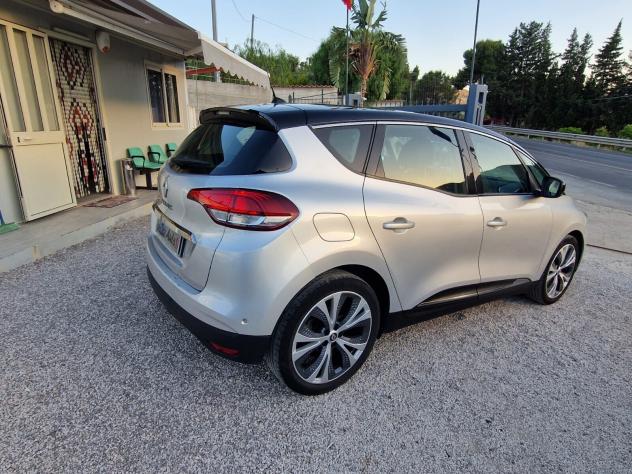 Renault Scenic Scic dCi 130 CV EDC Energy Bose - Foto 6