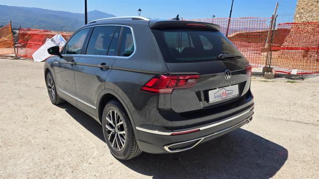 Volkswagen Tiguan 2.0 TDI 150 CV SCR DSG Elegance - Foto 9