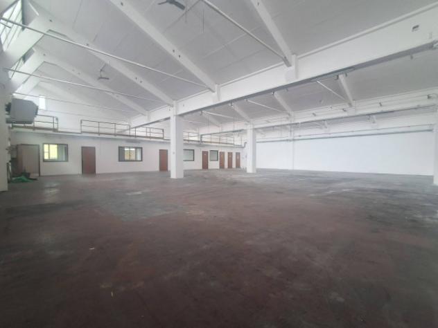 Immobile di 650 m² con 4 locali in affitto a Zola Predosa - Foto 12