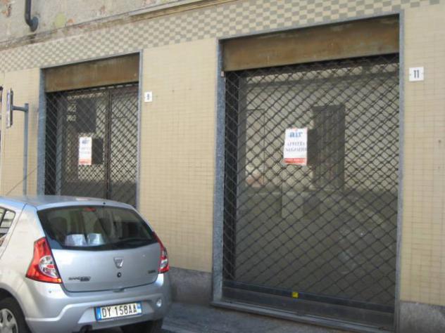 Negozio 2 locali a Meda