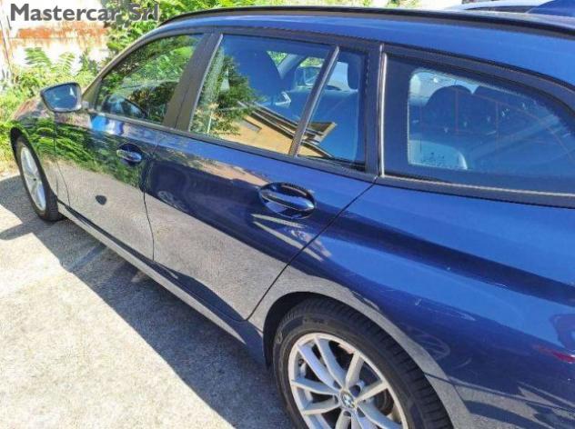 BMW 320 320d Touring mhev 48V xdrive Business Advantage au rif. 23943121 - Foto 3