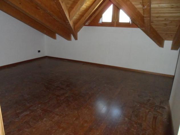 VILLA di 4 vani e di 180 mq (CAVENAGO DI BRIANZA) rif. IGC VILLA 300 CAVENAGO - Foto 8