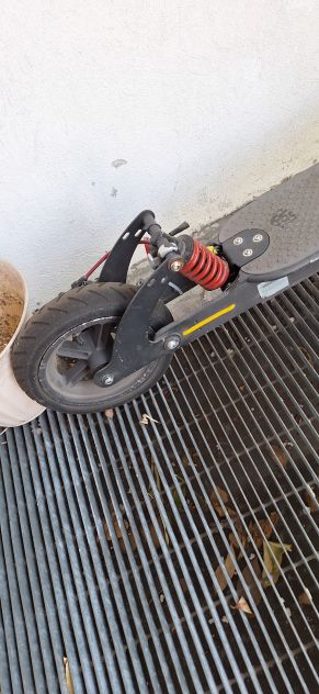Monopattino elettrico - Foto 2