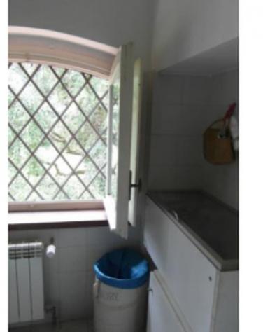 Immobile in asta di 524 m² in vendita a Angera - Foto 2