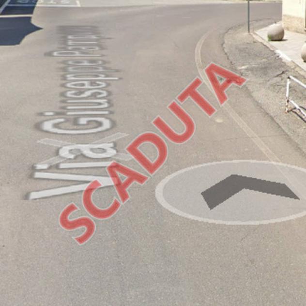 Immobile in asta di 324 m², box auto in vendita a Borgo San Martino