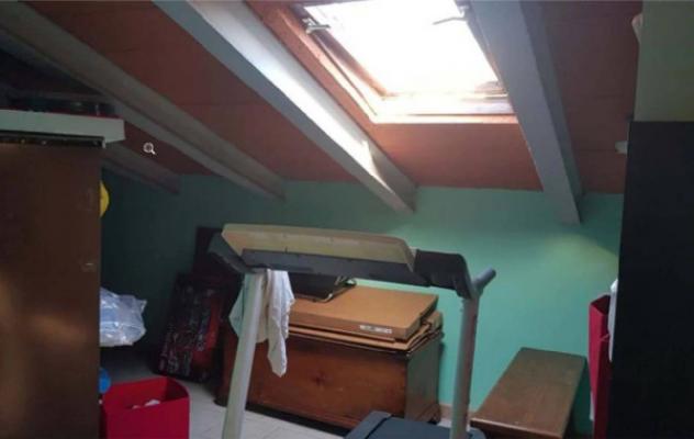 Immobile in asta di 400 m² con più di 5 locali e box auto doppio in vendita a Vaiano - Foto 10