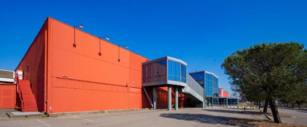 Immobile di 10000 m² con più di 5 locali in affitto a Erbusco